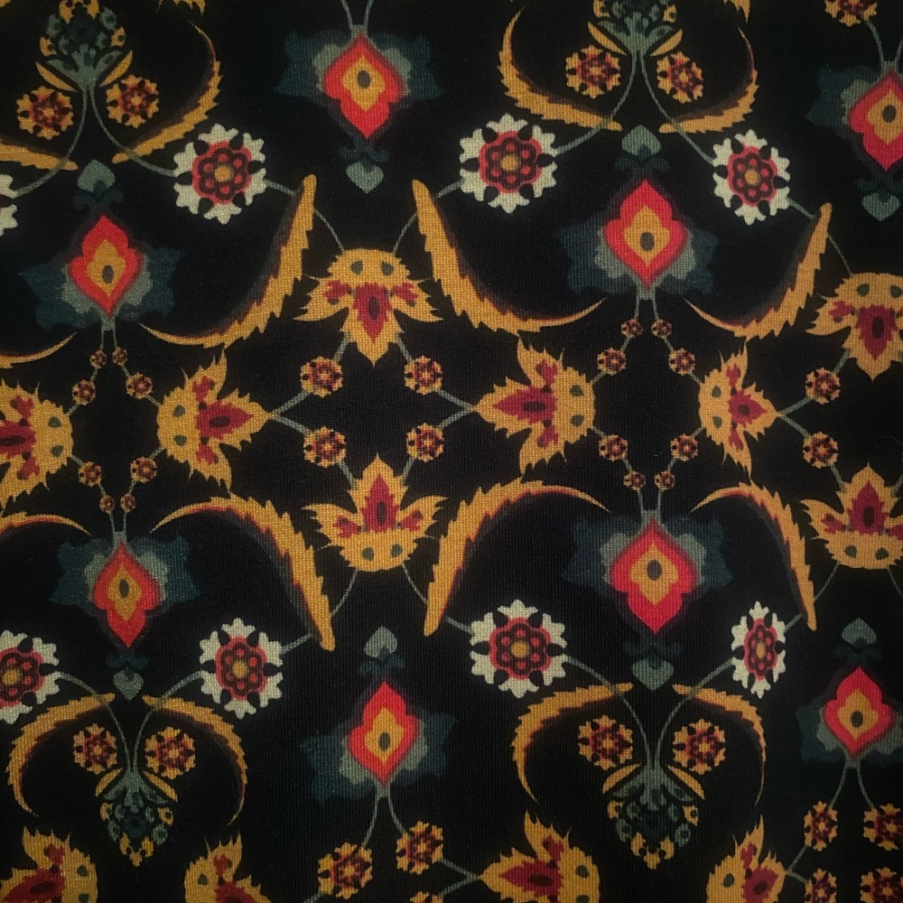 Lularoe Randy - Picture 2 of 3